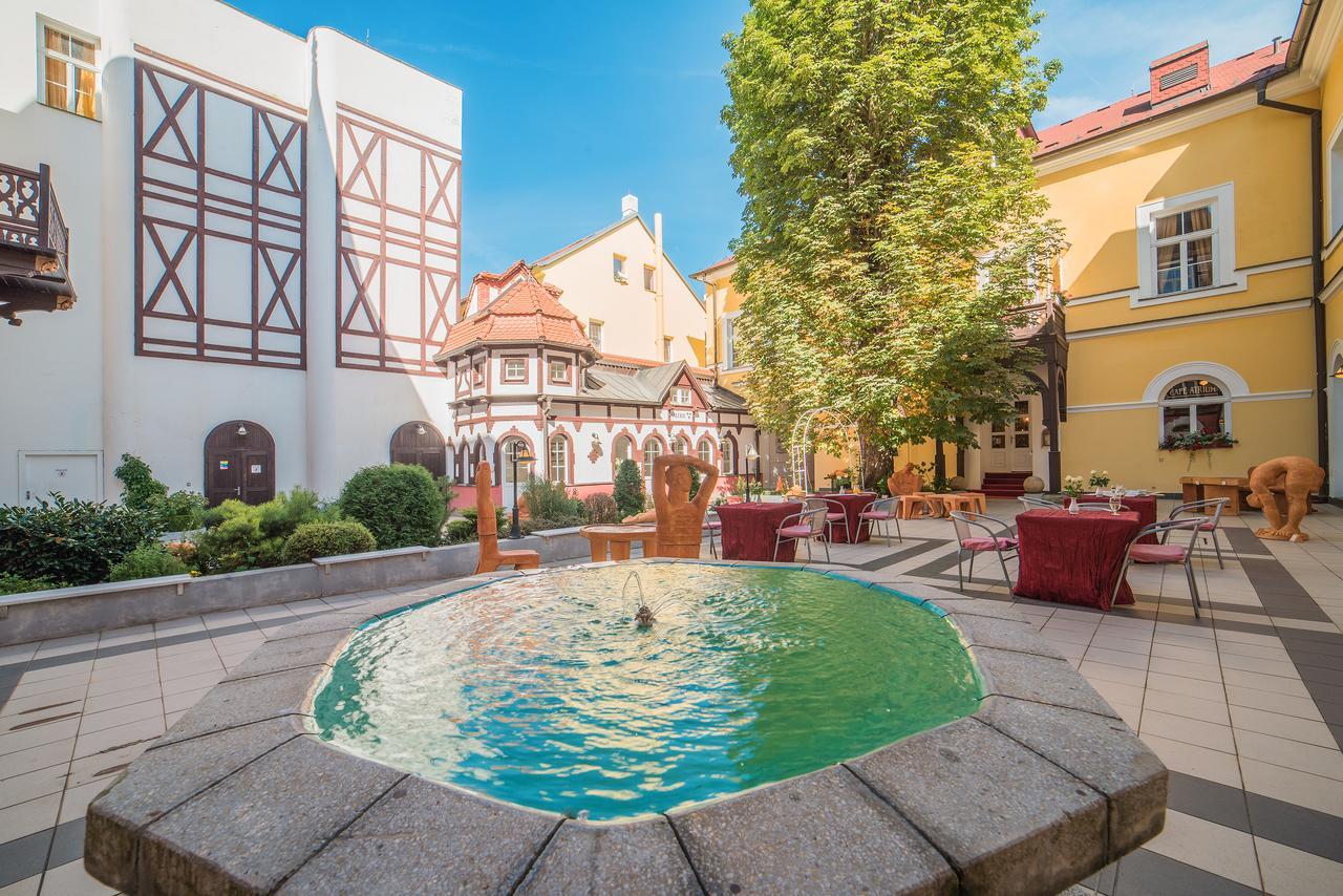 Hotel Three Lilies Inkl Aquaforum Františkovy Lázně Exteriér fotografie